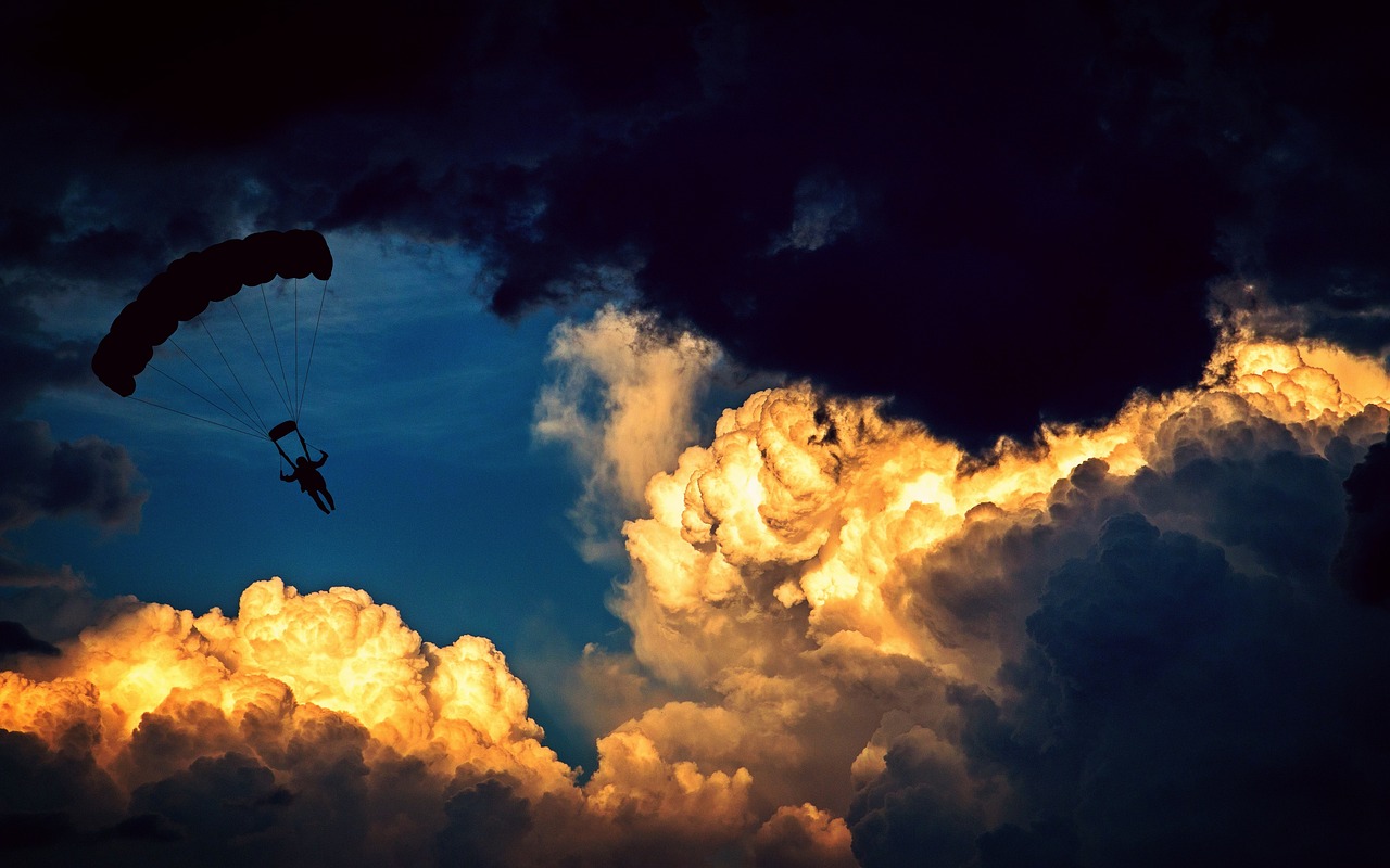 Which activities pose life-threatening safety risks?